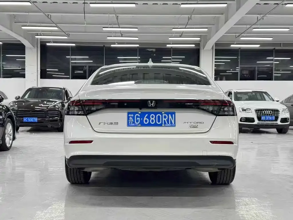 Honda Accord 2024 из CN, фото 8