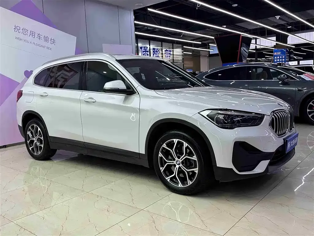 BMW X1 2021 из CN, фото 3
