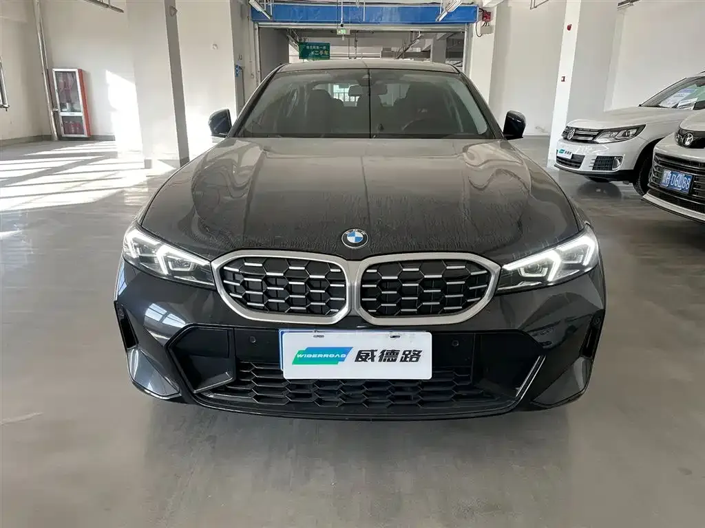BMW 3 Series 2023 из CN, фото 2