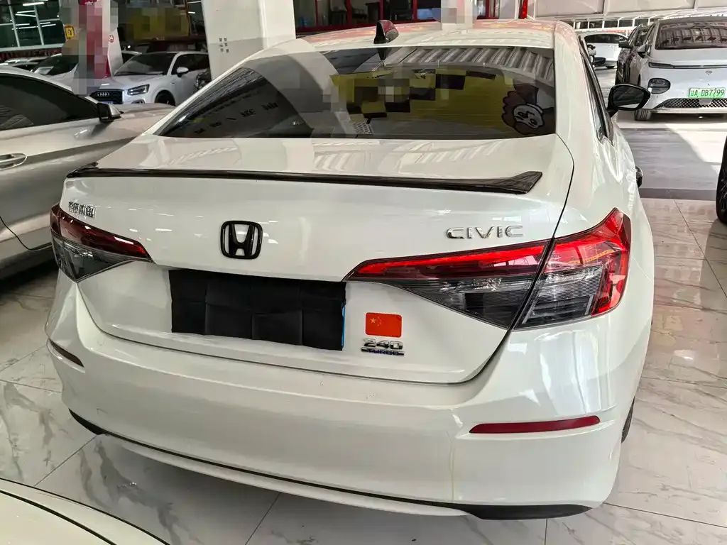 Honda Civic 2023 из CN, фото 5