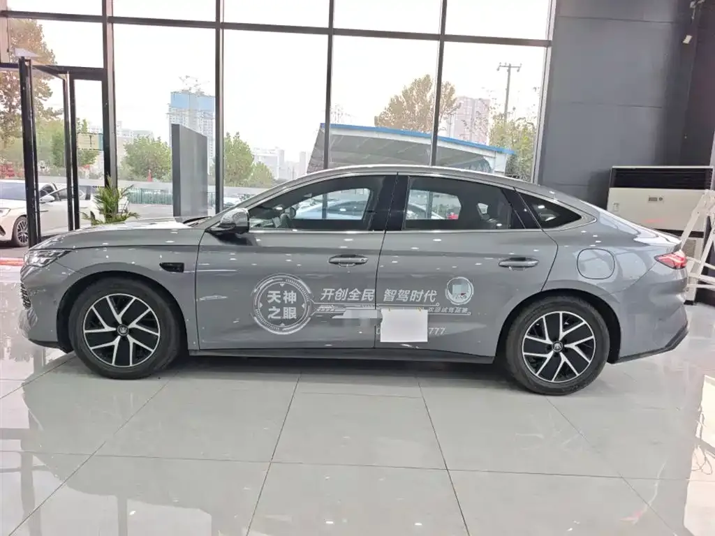 BYD Qin L 2025 из CN, фото 5