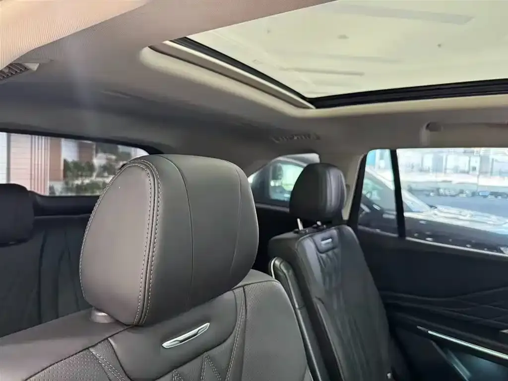 Hongqi HS7 PHEV 2024 из CN, фото 7