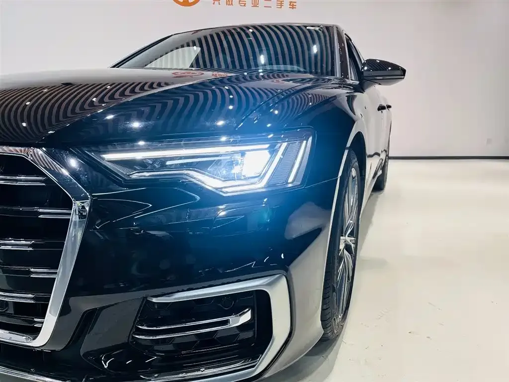 Audi A6L — фото 6
