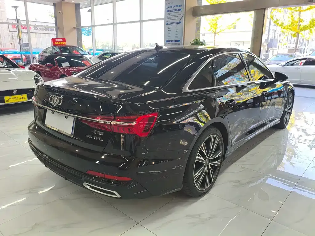 Audi A6L 2022 из CN, фото 5