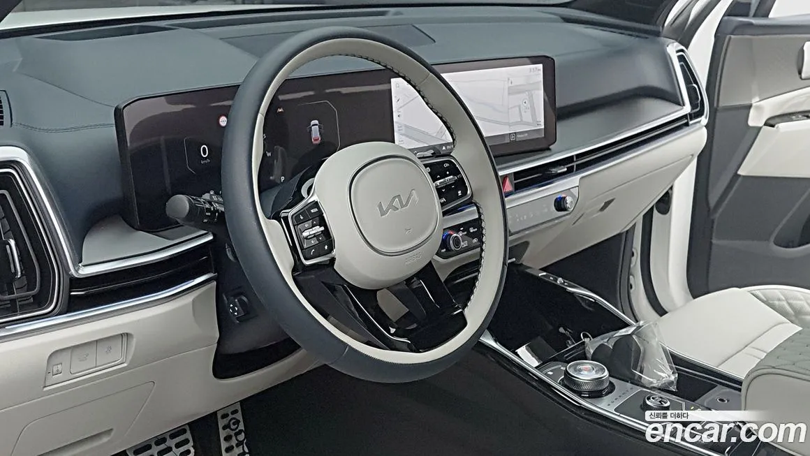 Kia Sorento — фото 10
