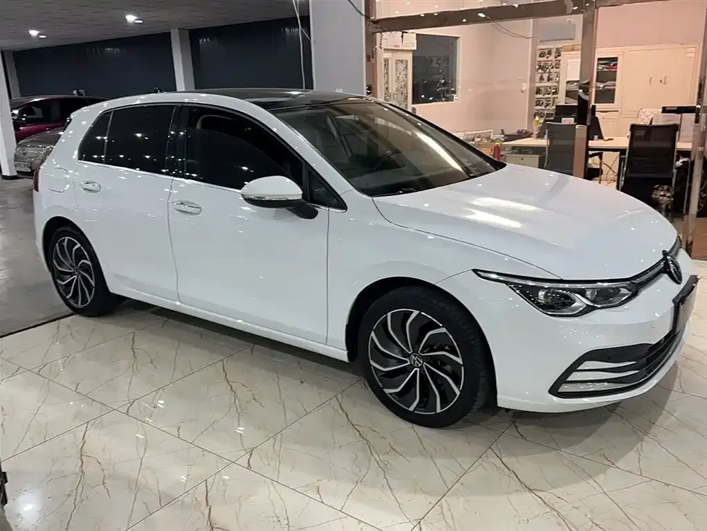 Volkswagen Golf 2021 из CN, фото 4