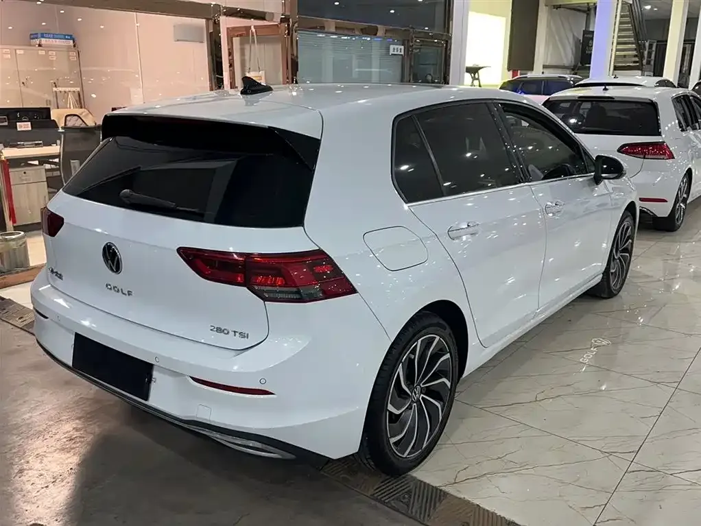Volkswagen Golf 2021 из CN, фото 5