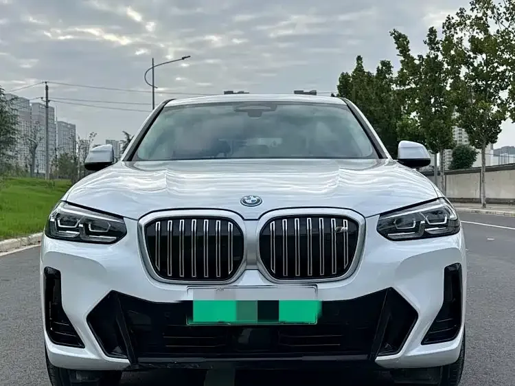BMW iX3 2024 из CN, фото 1