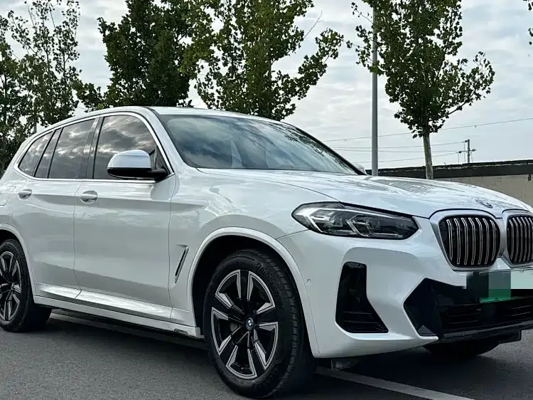 BMW iX3 2024 из CN, фото 2