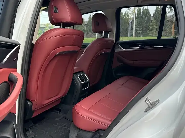 BMW iX3 2024 из CN, фото 5