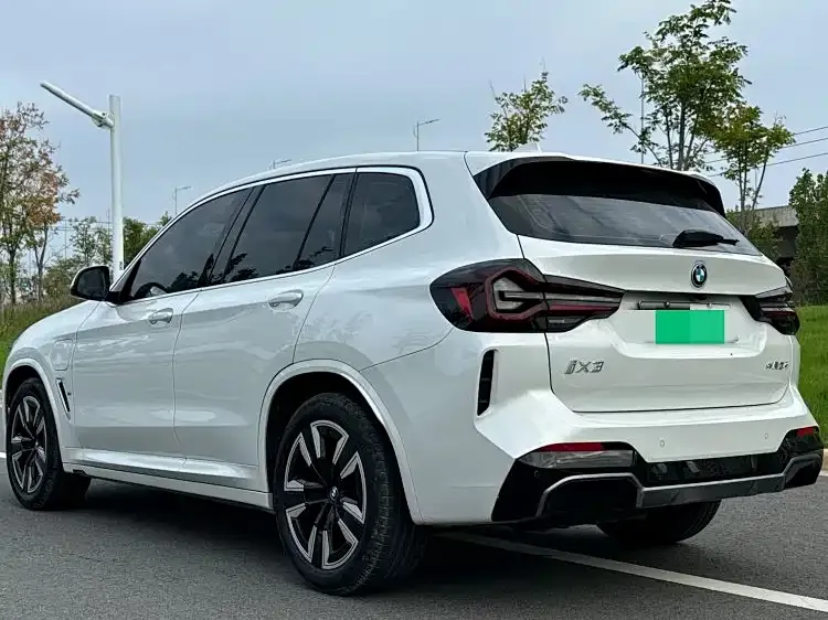 BMW iX3 2024 из CN, фото 7