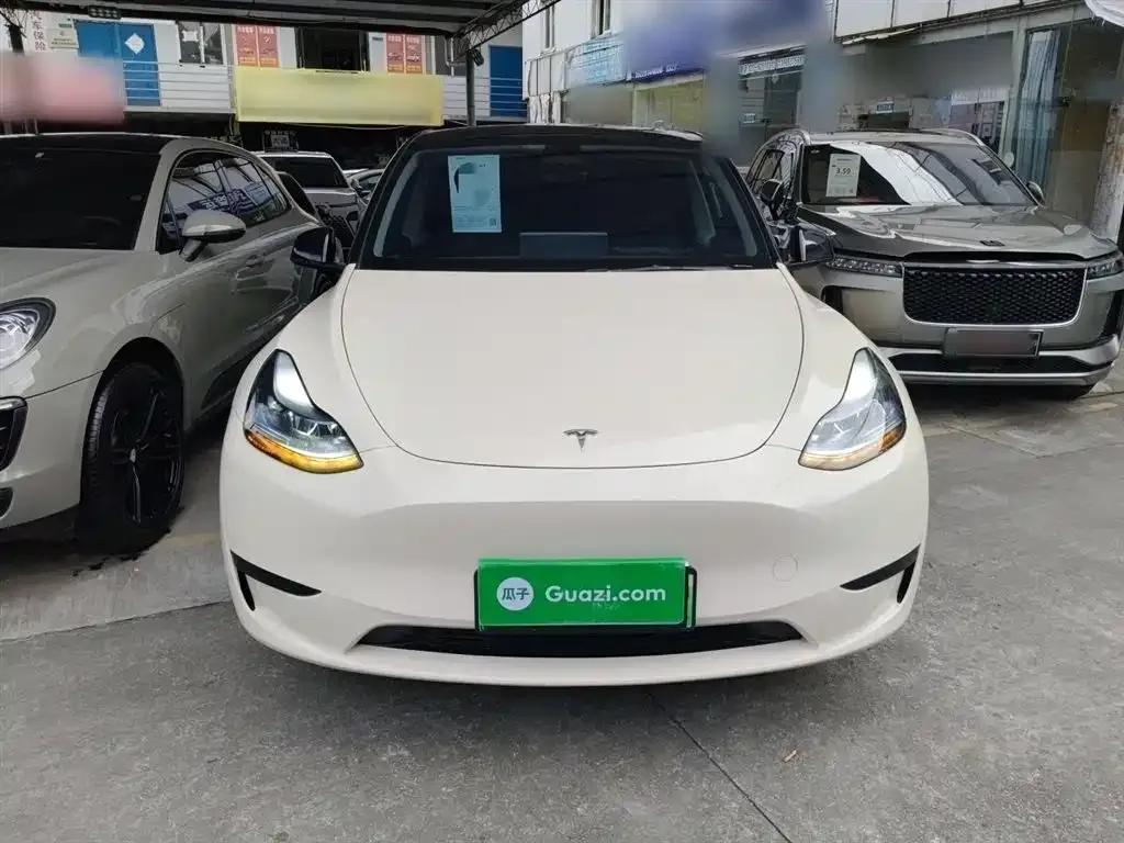 Tesla Model Y 2024 из CN, фото 3