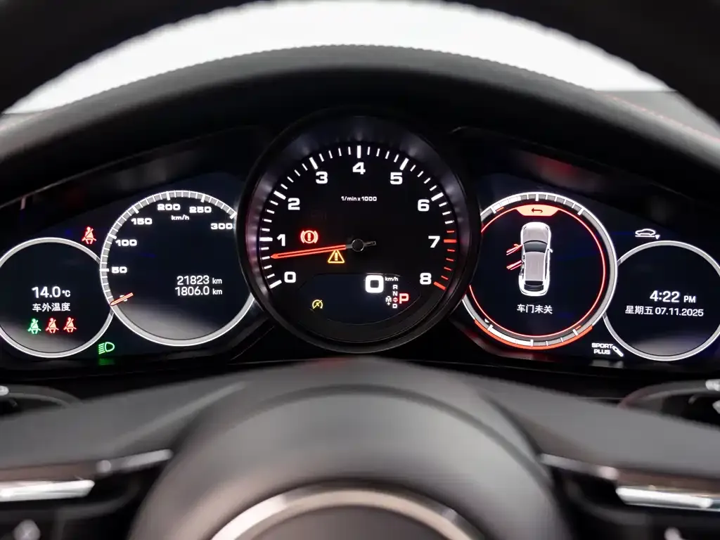 Porsche Panamera 2023 из CN, фото 8