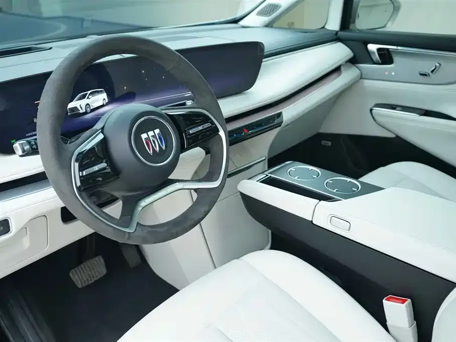 Buick GL8 Hybrid — фото 9