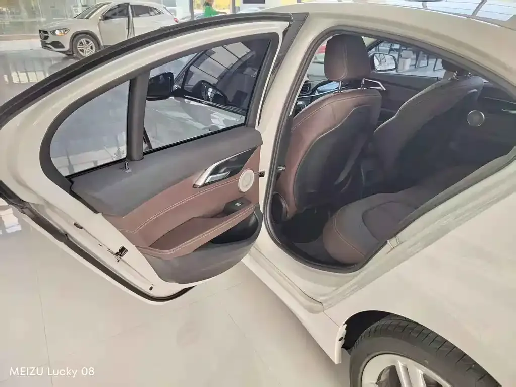 BMW 1 Series 2022 из CN, фото 10