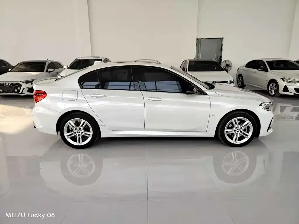 BMW 1 Series 2022 из CN, фото 7