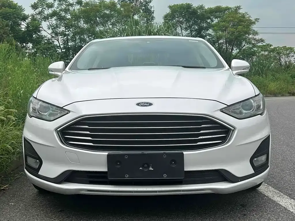 Ford Mondeo 2021 из CN, фото 2