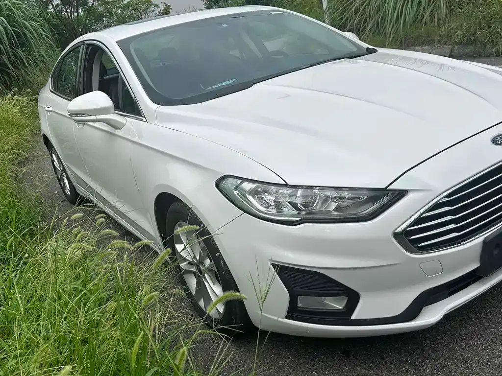 Ford Mondeo 2021 из CN, фото 3