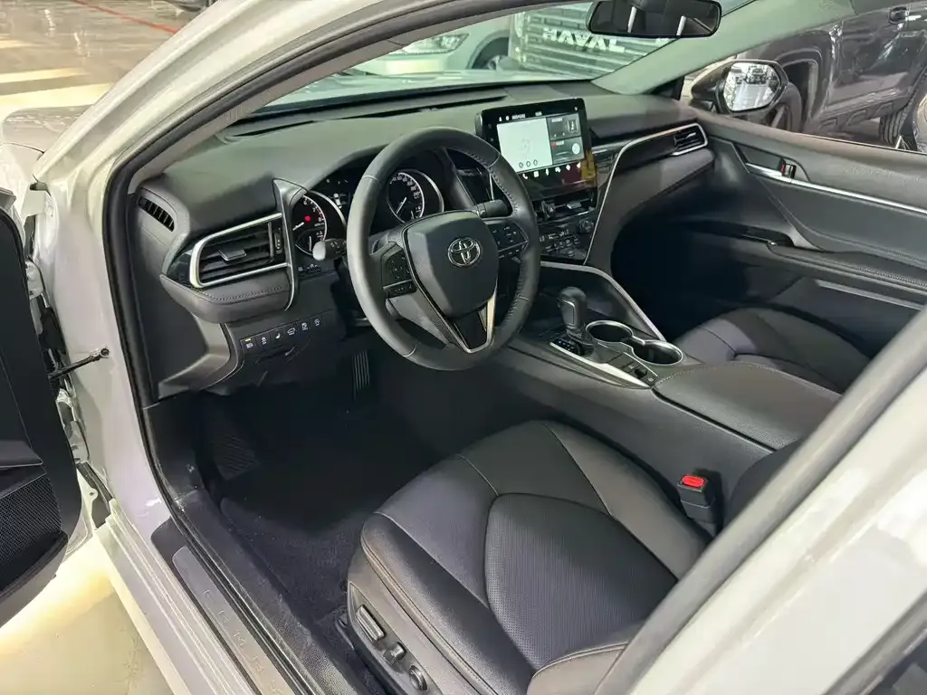 Toyota Camry 2022 из CN, фото 7
