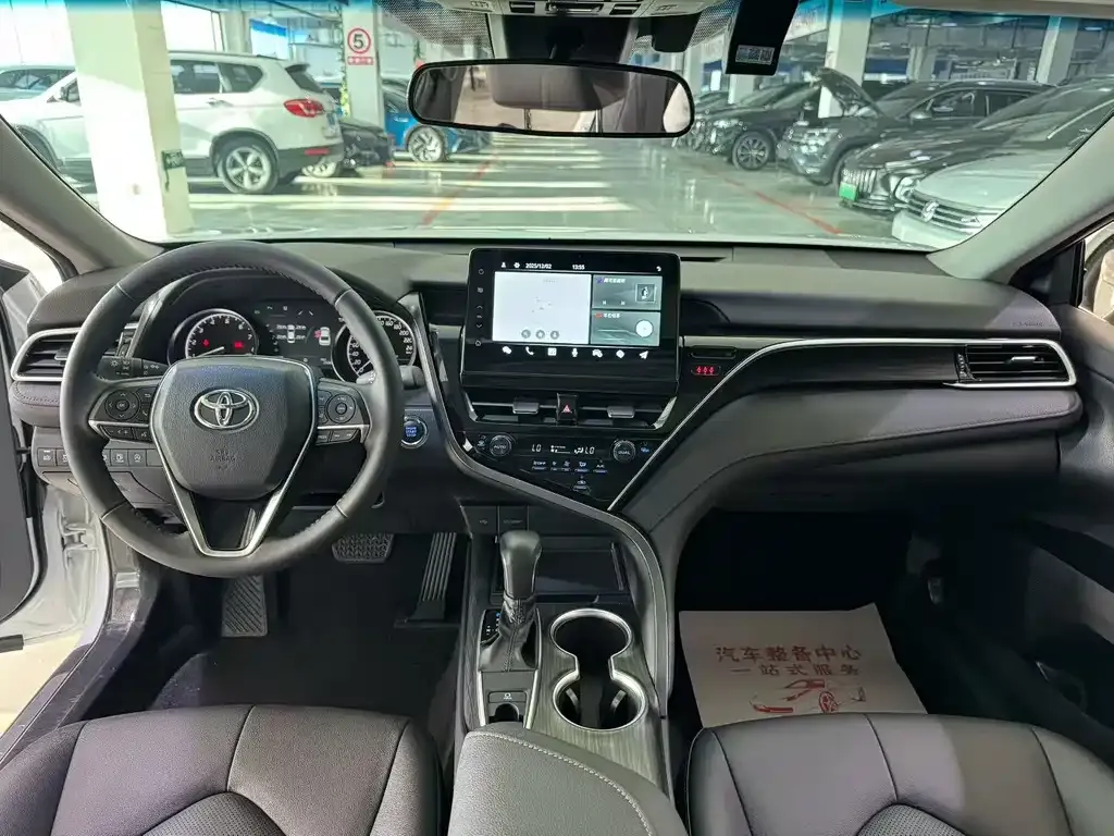 Toyota Camry 2022 из CN, фото 9