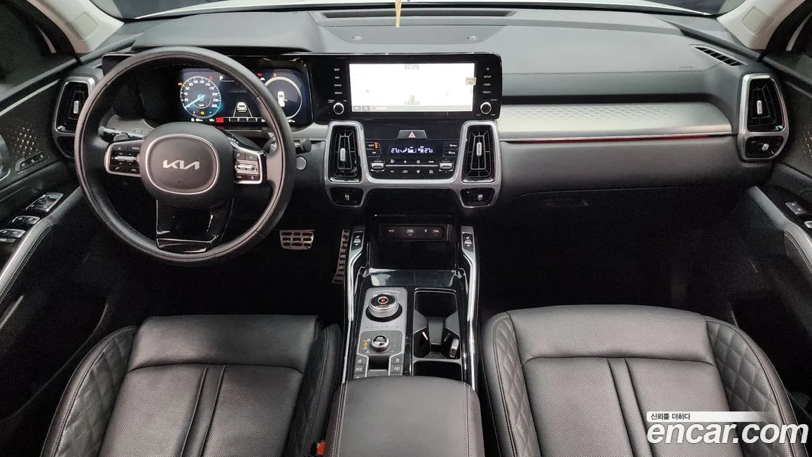 Kia Sorento — фото 7