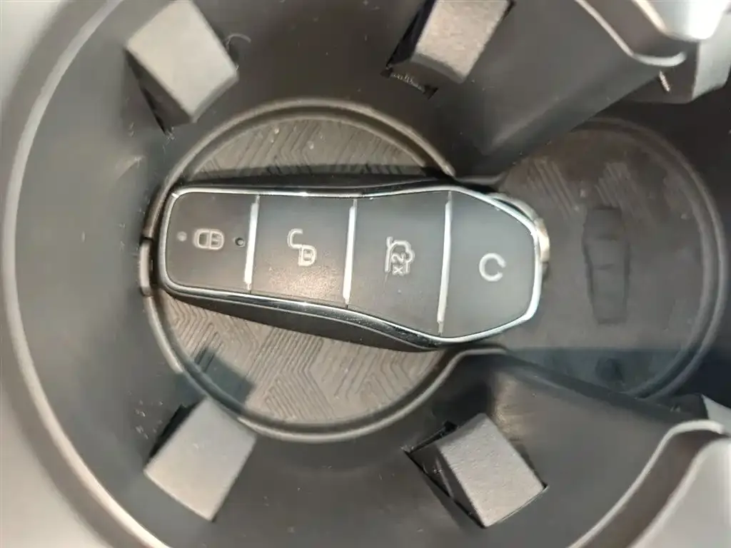 BYD Qin L 2025 из CN, фото 9