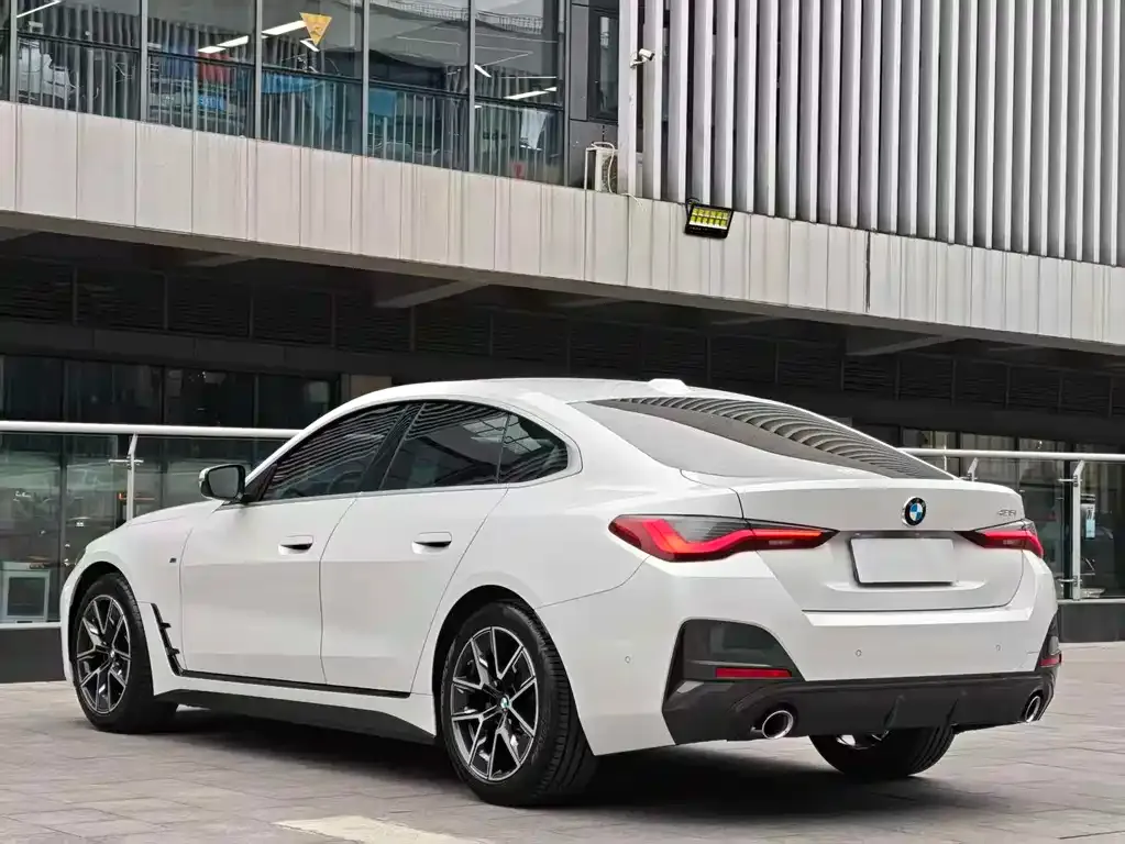 BMW 4 Series 2022 из CN, фото 6