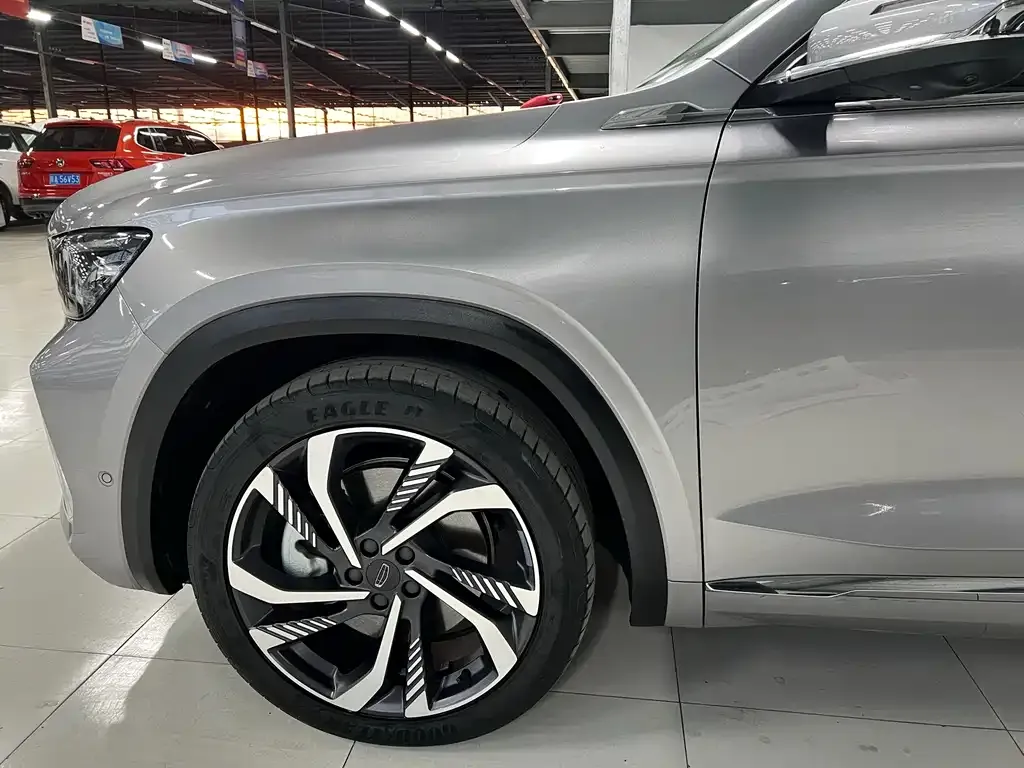 Geely Xingyue L — фото 4