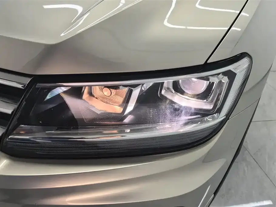 Volkswagen Tiguan L 2021 из CN, фото 5