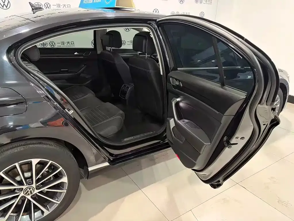 Volkswagen Magotan 2021 из CN, фото 9