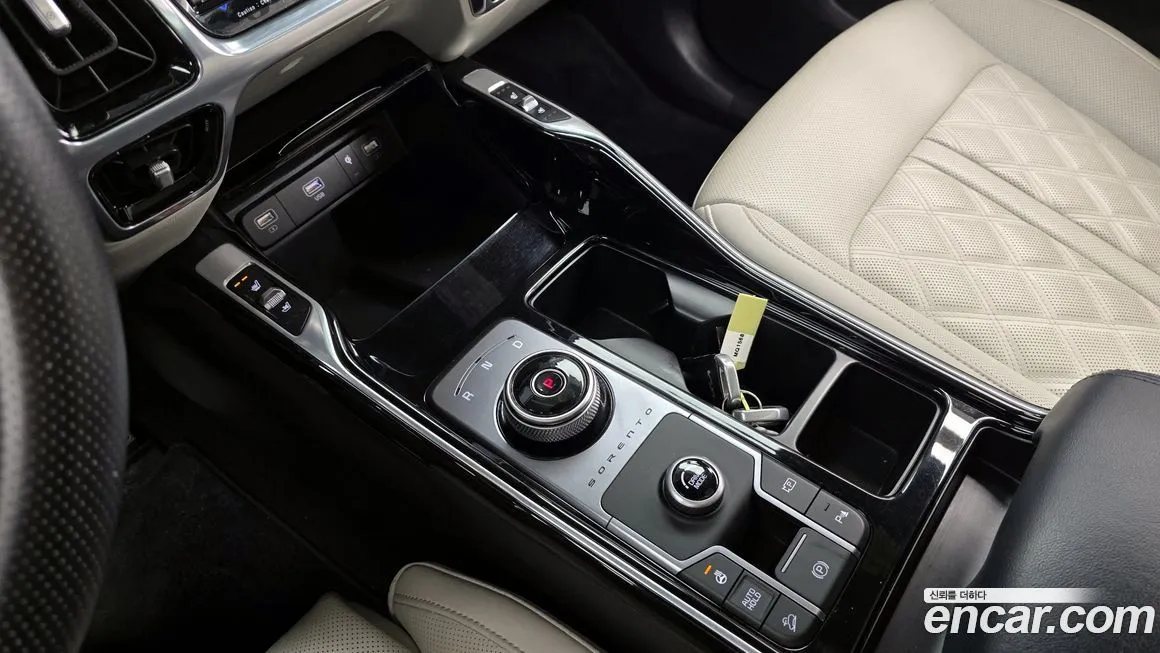 Kia Sorento — фото 9