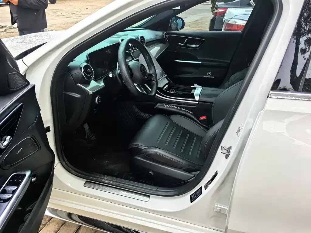 Mercedes-Benz C-Class 2023 из CN, фото 3