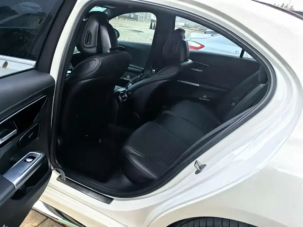 Mercedes-Benz C-Class 2023 из CN, фото 5