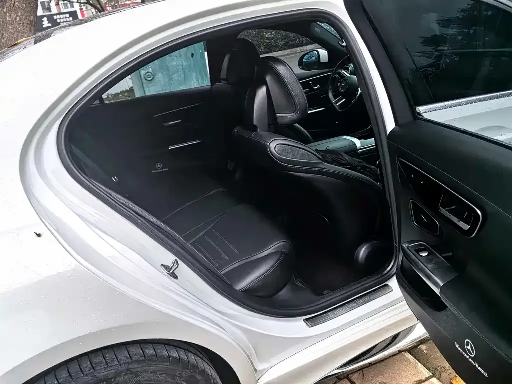 Mercedes-Benz C-Class 2023 из CN, фото 7