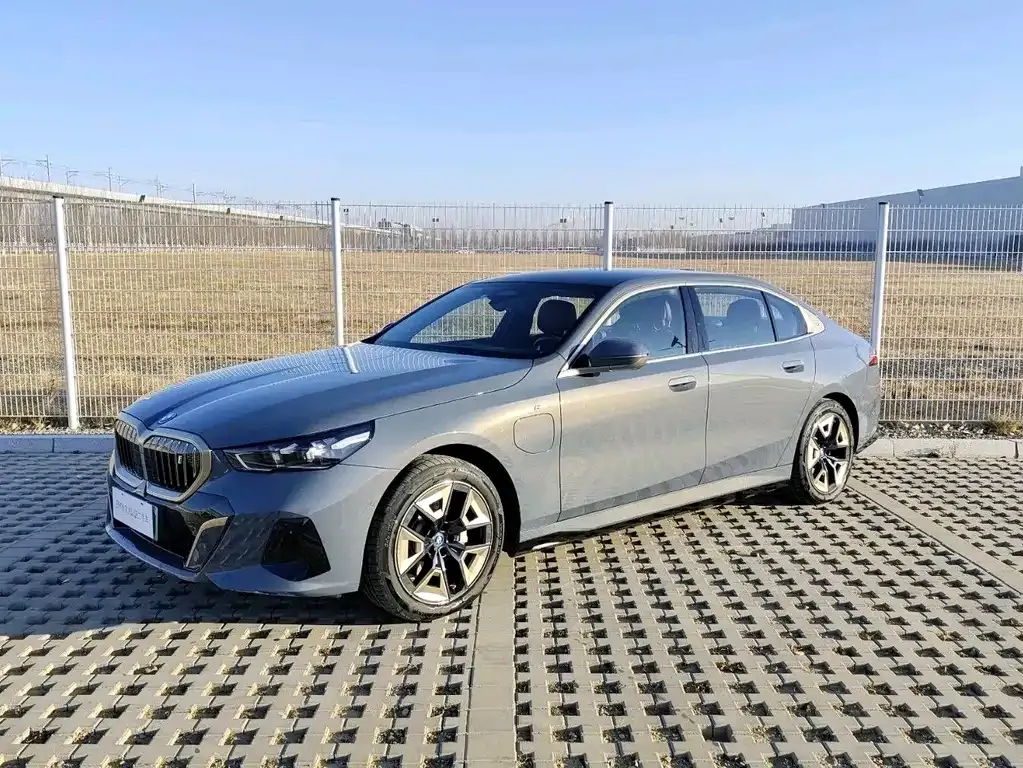 BMW i5 2025 из CN, фото 1