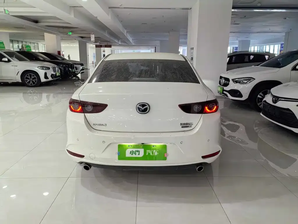 Mazda 3 Axela 2023 из CN, фото 5
