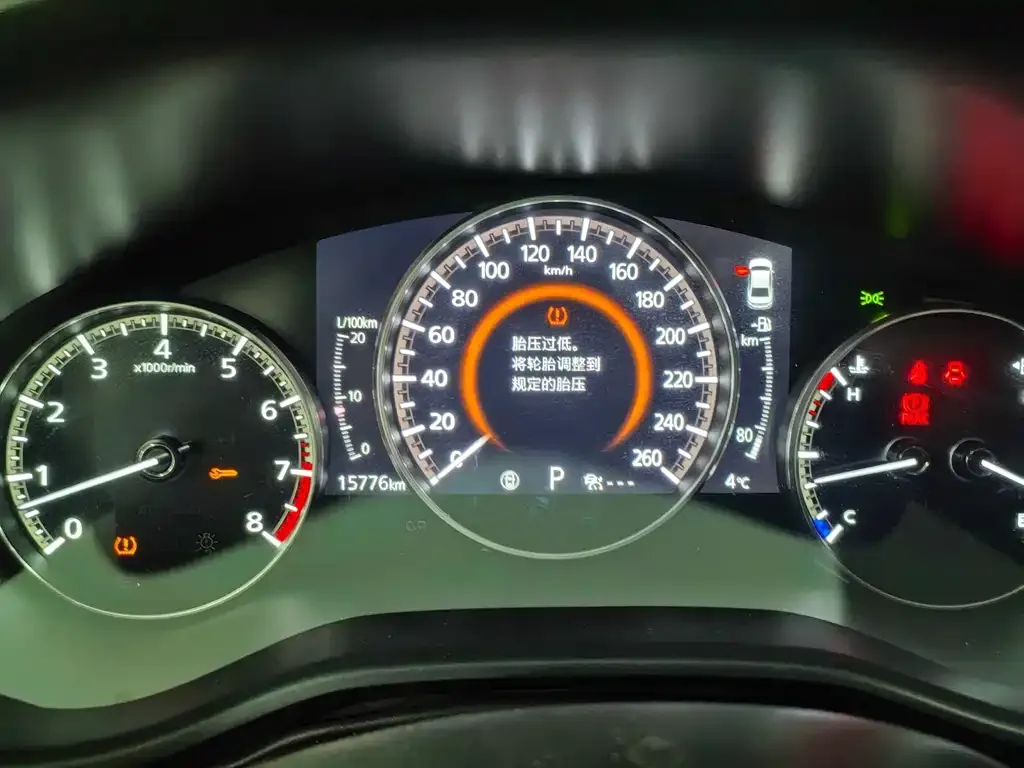 Mazda 3 Axela 2023 из CN, фото 9
