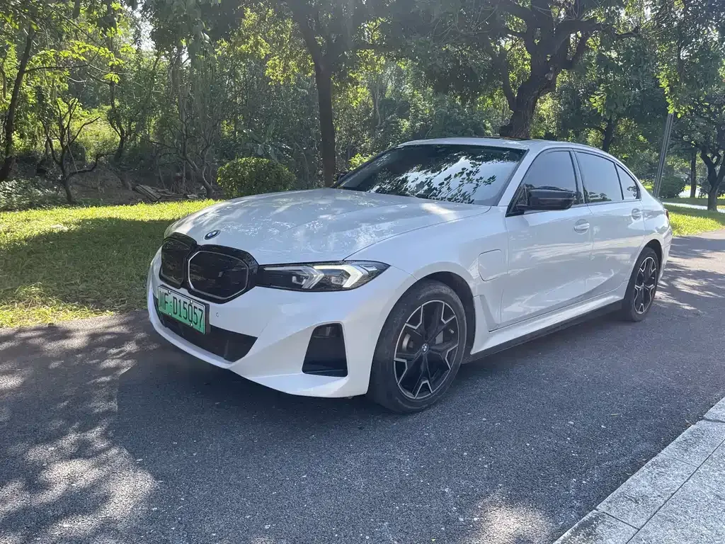 BMW i3 2023 из CN, фото 1
