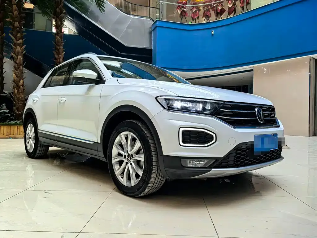 Volkswagen T-Roc — фото 3