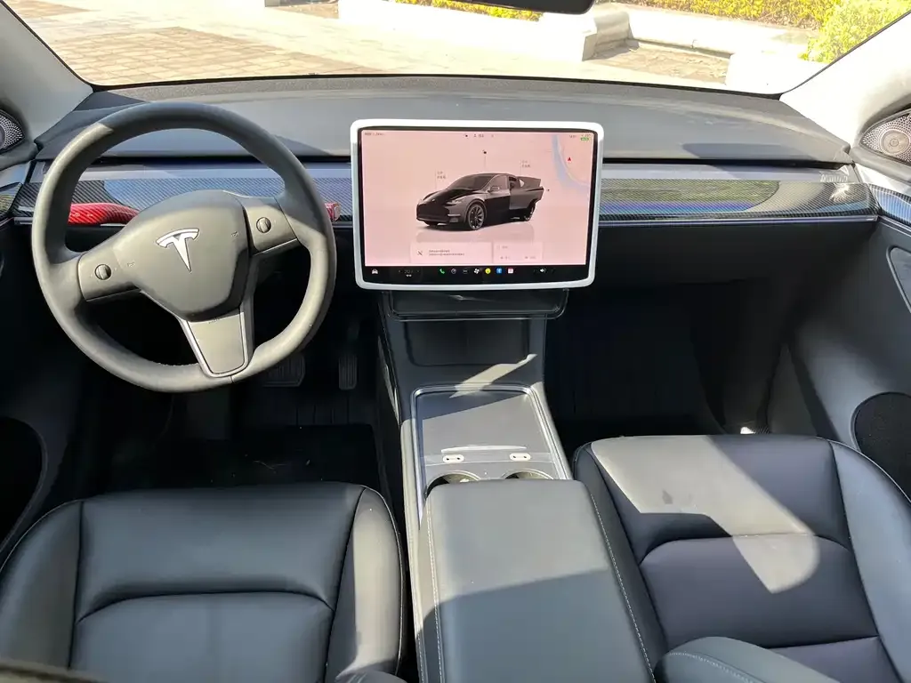 Tesla Model Y 2023 из CN, фото 5