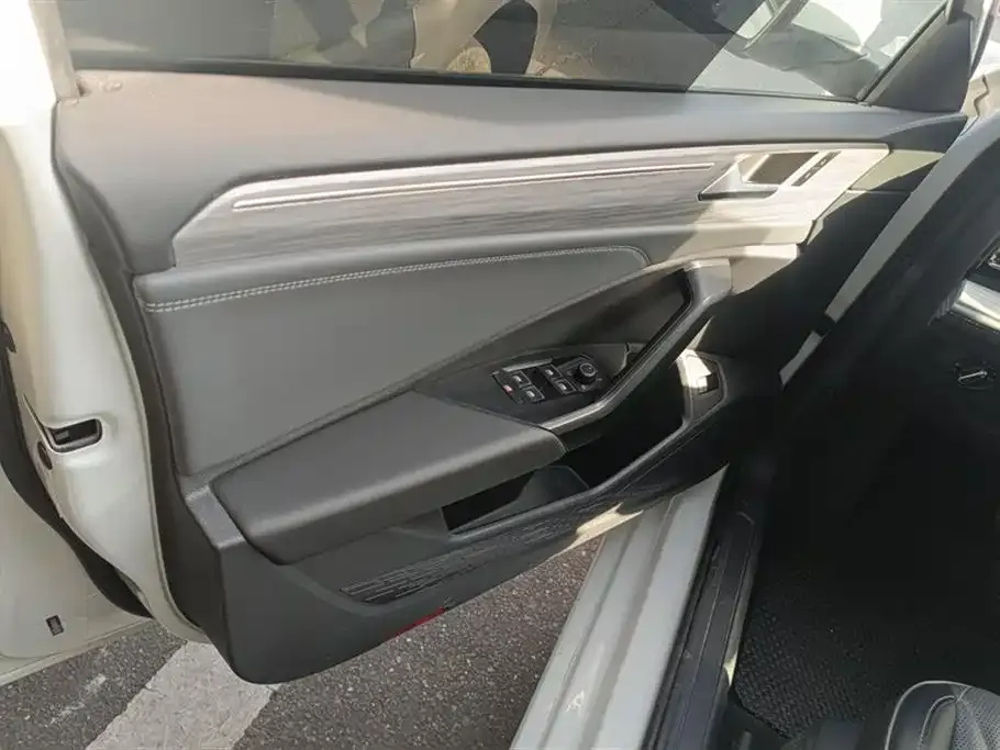 Volkswagen Sagitar 2023 из CN, фото 7