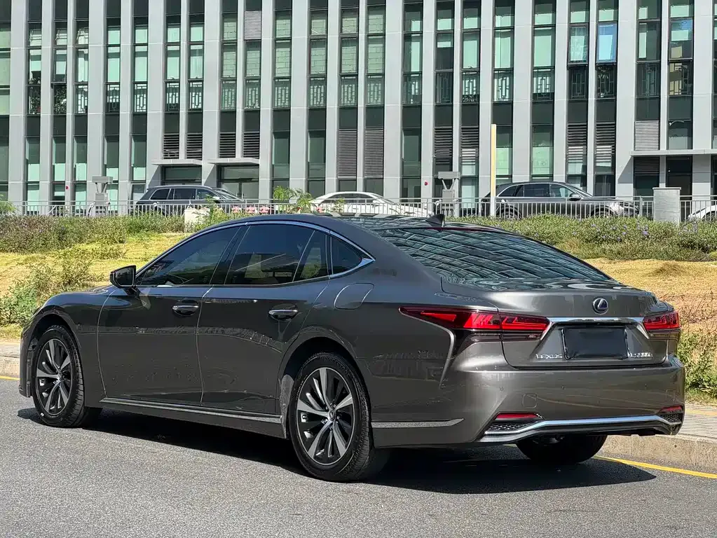 Lexus LS 2021 из CN, фото 4