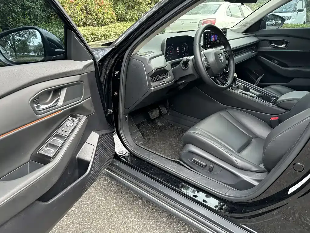 Honda Accord 2024 из CN, фото 10