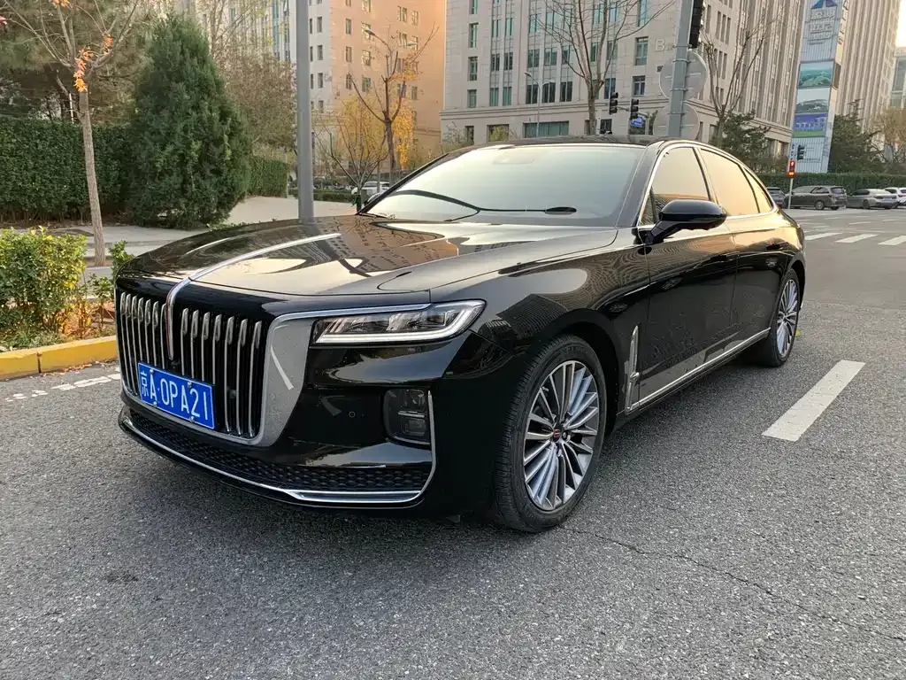 Hongqi H9 — фото 1