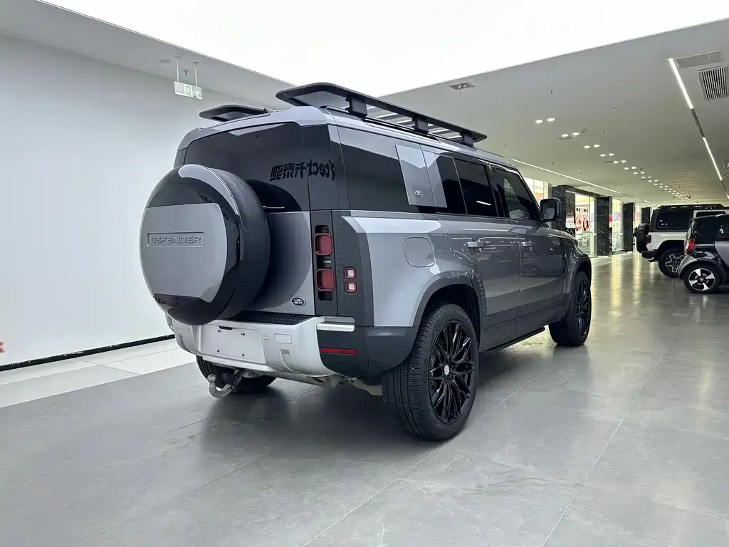 Land Rover Defender — фото 3