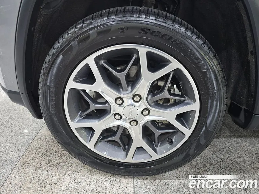 Jeep Cherokee 2021 из KR, фото 5