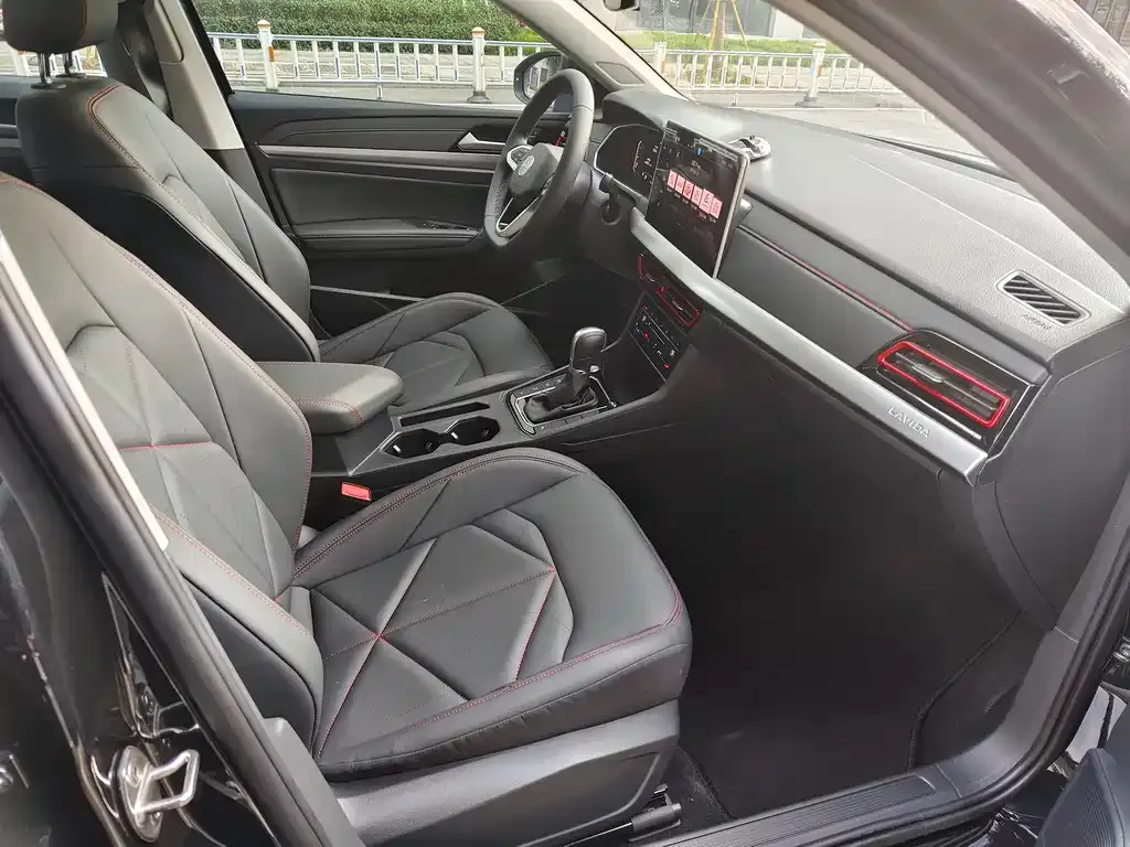 Volkswagen Lavida 2025 из CN, фото 10