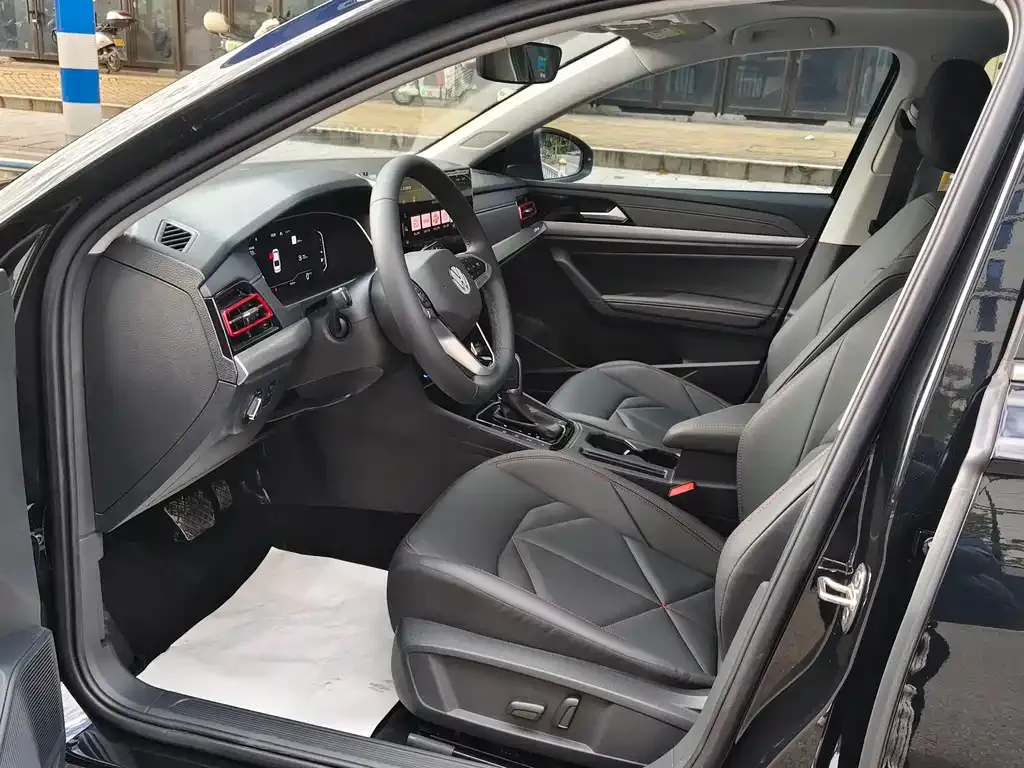 Volkswagen Lavida 2025 из CN, фото 3