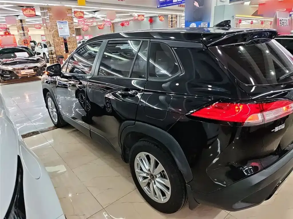 Toyota Corolla Cross 2022 из CN, фото 5