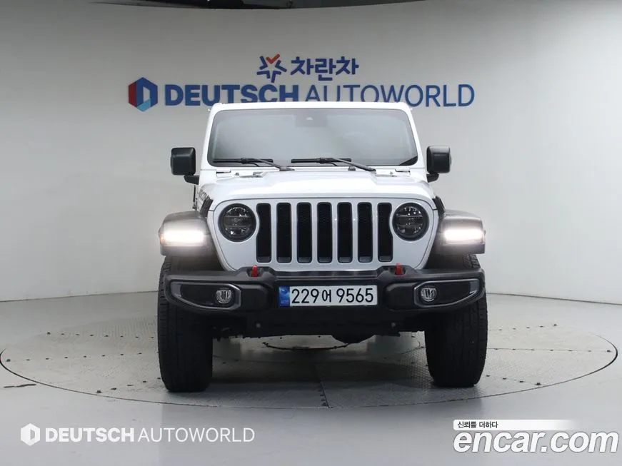 Jeep Wrangler — фото 3